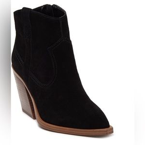 Vince Camuto GREDILE booties. Size 7.5. Leather . Never worn.